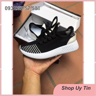 Giầy thể thao siêu đẹp
