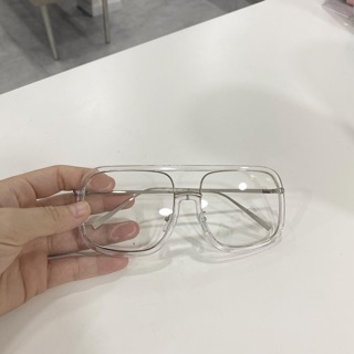 MẮT KÍNH GỌNG DÀY