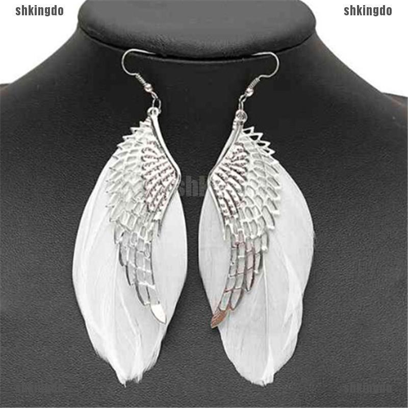 Khuyên tai móc thiết kế hình đôi cánh đính đá phối lông vũ thời trang