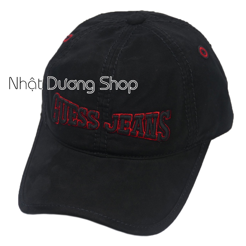 Nón kết Guess Jeans khóa xịn - chất liệu vải kaki xịn tạo nên sự sang trọng và phong cách