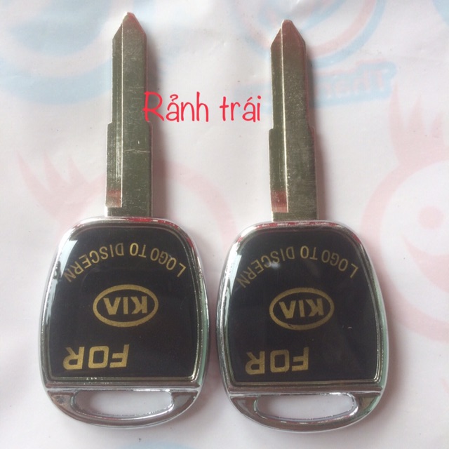 Phôi chìa khoá ô.tô KIA INOX ( rảnh trái )