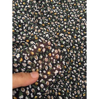Von chiffon hoa nhí cực xinh, mẫu này khá dày dặn, chất mềm mại và xuông rủ