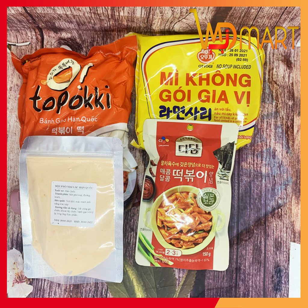 (COMBO) BÁNH GẠO HÀN QUỐC TOPOKKI 1KG KÈM SỐT 150G VÀ BỘT PHÔ MAI 100G ( TẶNG MÌ KHÔNG GIA VỊ OTTOGI )