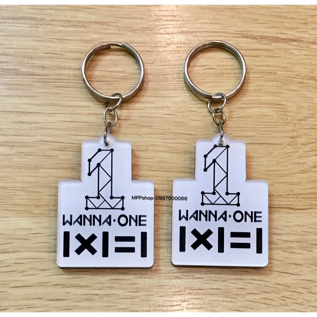 Móc khoá WANNAONE :combo 2 cái