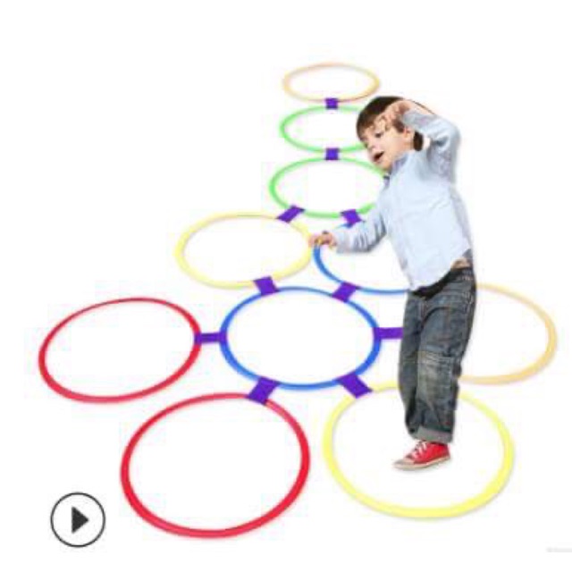 Bộ vòng nhảy lò cò 10 vòng size 48 cm đa năng phù hợp cho cả người lớn và trẻ em cùng chơi.