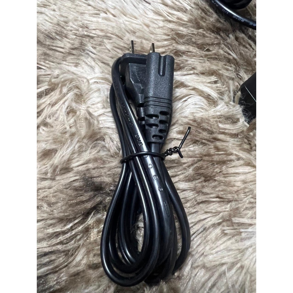 Sạc Pin Sắt LiFePO4 4S 14.6V 6A có quạt tản nhiệt và đèn báo đầy pin. BN.