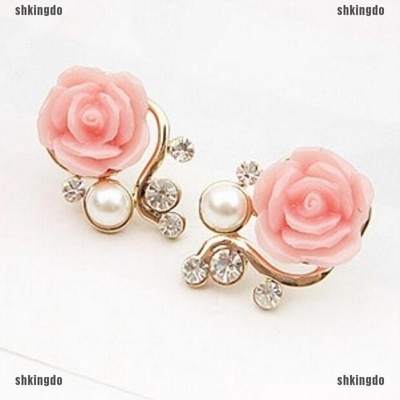 Đôi bông tai hợp kim hình hoa hồng đính đá giả kim cương tinh tế thời trang cho nữ