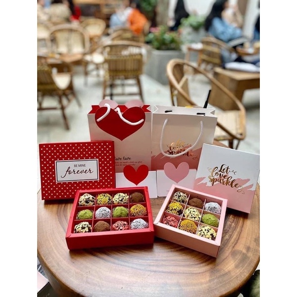 Hộp đựng socola Valentine 9V