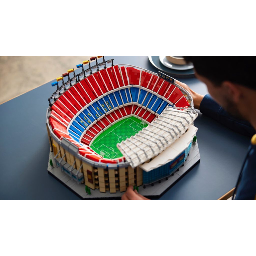 Hàng đặt  Lego  10284 - Sân vận động Nou Camp