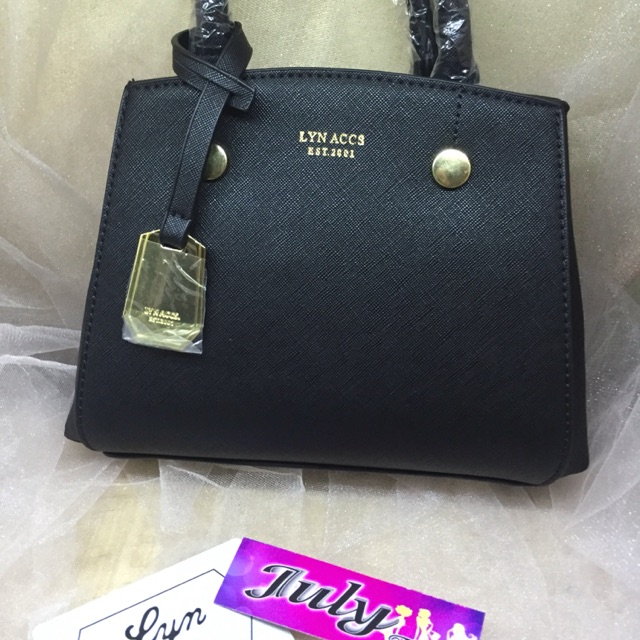 Túi Lyn lucia accs est 2001 size 22 cm chất da xước đẹp