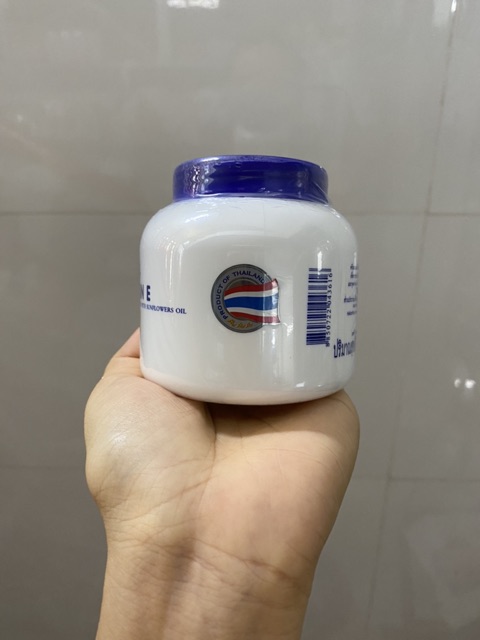 Kem dưỡng ẩm vitamin E Thái lan