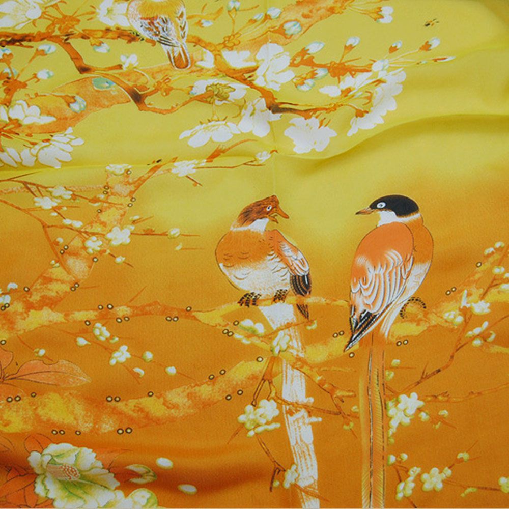 Khăn quàng cổ bằng lụa thiết kế họa tiết bông hoa độc đáo