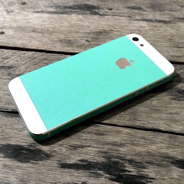 Dán skin iphone 5/5s màu xanh lơ