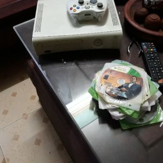 Máy chơi game Xbox 360 đã qua sử dụng