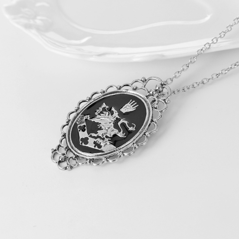 Vòng cổ Mặt Chữ KING Và Rosalie Cullen Family Mới