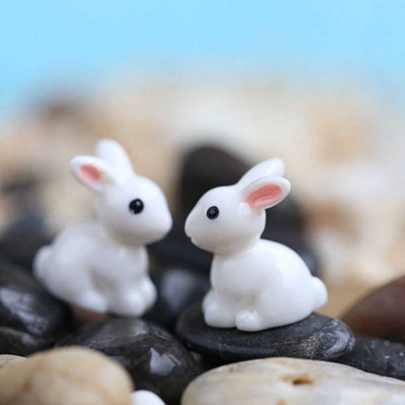 Mô Hình Thỏ Trắng Bằng Nhựa Trang Trí Vườn