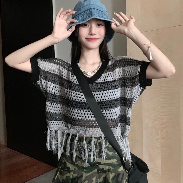 Áo dệt kim ZHELIHANGFEI cổ chữ V dáng rộng kẻ sọc phối tua rua gợi cảm