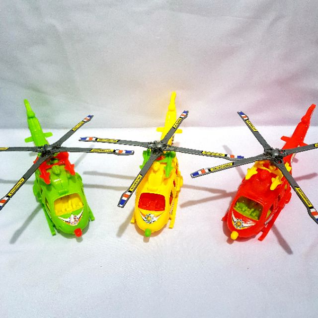 Đồ chơi máy bay trực thăng cót rút 132