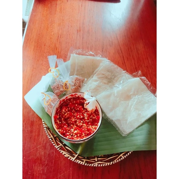 Bánh tráng tắc siêu cay