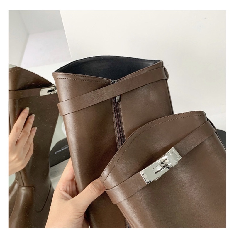 Boot da đế bệt khoá cạnh