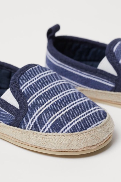 Giày Hm auth cho bé trai- ảnh tự chụp