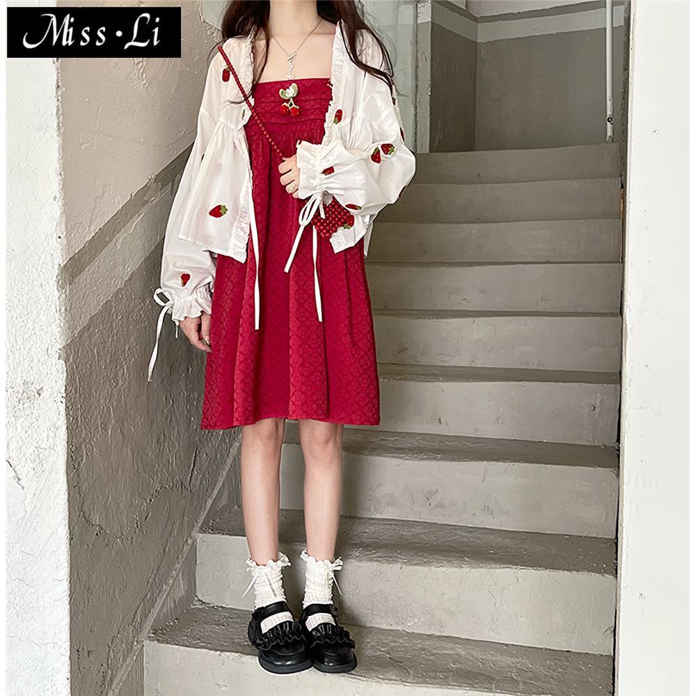 Set Đầm Hai Dây + Áo Khoác Chống Nắng Họa Tiết Dâu Tây Phối Bèo Ngọt Ngào Thời Trang Mùa Hè Cho Nữ