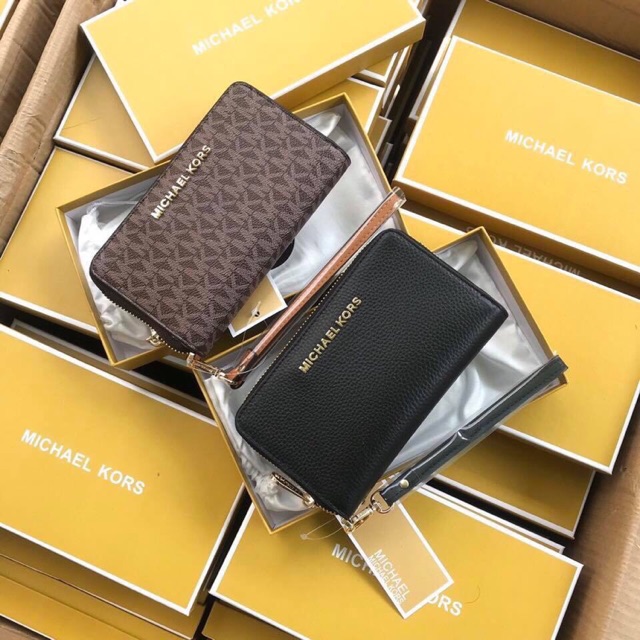 MICH@EL K0RS wallet ❣️ hàng dư nguyên liệu