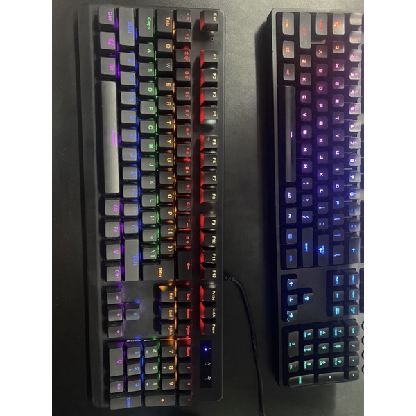 Bàn phím cơ RB V8 cũ có hotswap tặng 5 switch