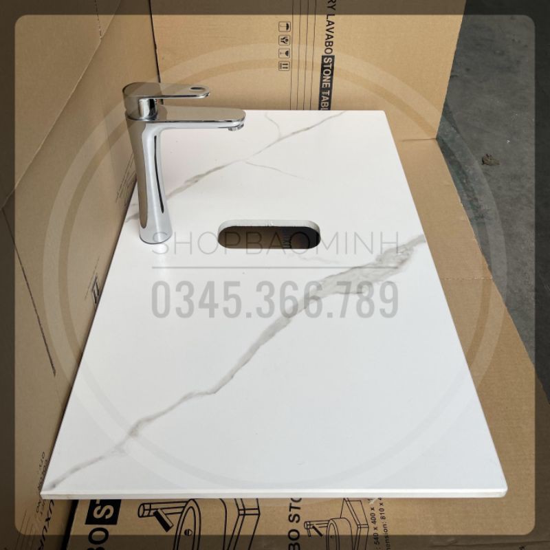 - Bàn đá nhân tạo chống xước, chống thấm và ố màu kèm giá treo cho Lavabo đặt bàn