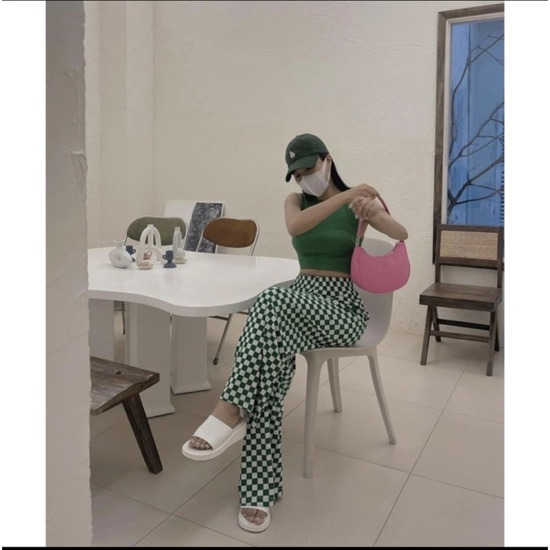 Set áo thun phối quần xuông caro