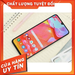 Điện thoại Samsung Galaxy A70 - 6GB RAM, 128GB, 6.7 inch