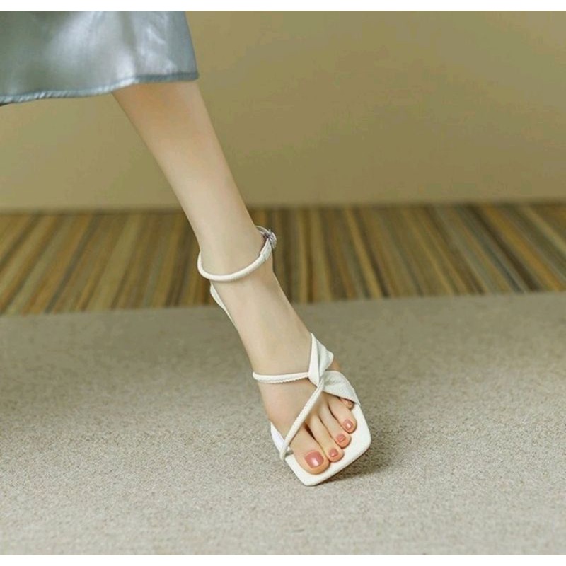 Gót sandal bigsize quai chéo phối dây nhỏ siêu xinh
