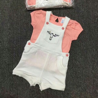 Yếm baby club bé gái ( còn sz 80,90)