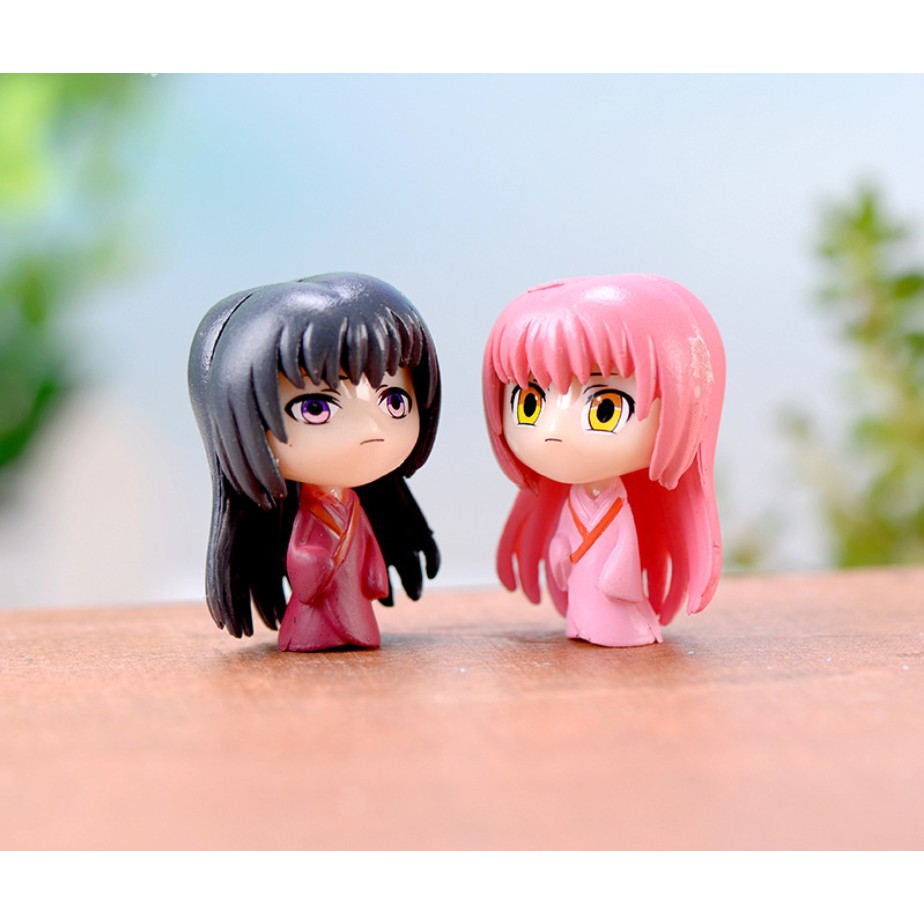 Combo 04 mô hình Hatsune Miko với các trang phục và màu tóc khác nhau trang trí tiểu cảnh