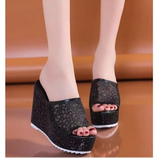Dép đế xuồng ren 10f
