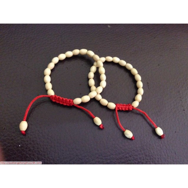 Combo 1 chai tinh dầu tràm phước quảng 100ml, 1 vòng dâu tằm cho bé yêu