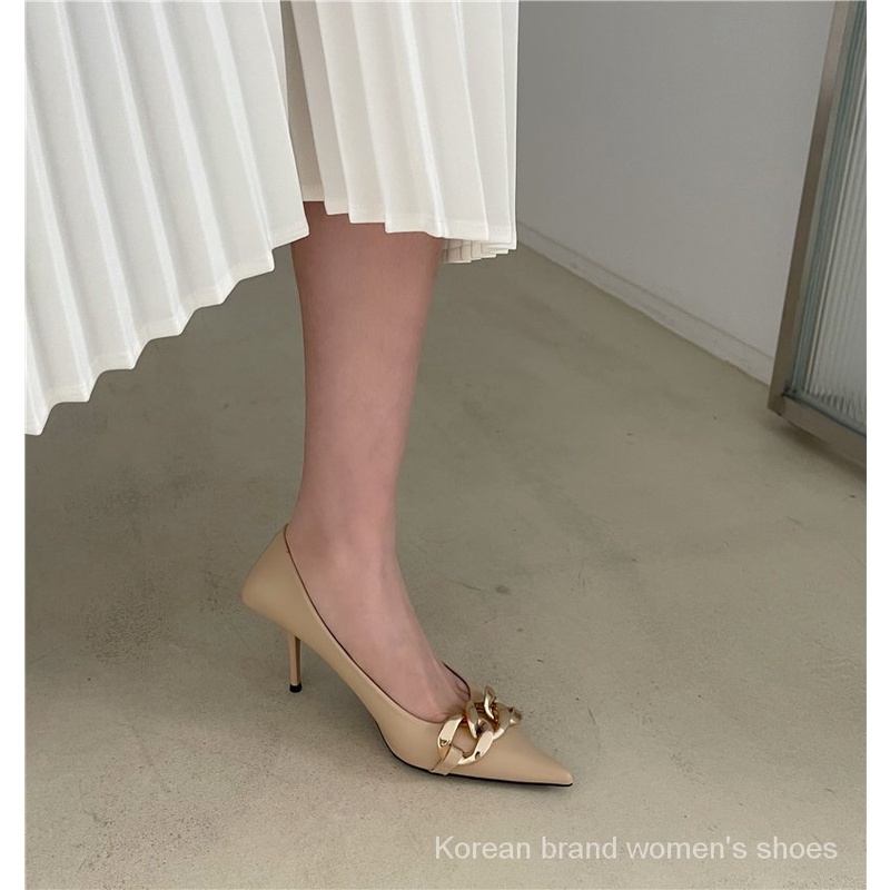 Giày cao gót mũi nhọn gót vừa dày phối dây xích kim loại thời trang mùa hè mới 2021