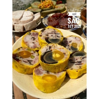 Chả lụa trứng muối