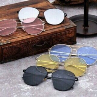 Kính v cắt siêu hot phom unisex