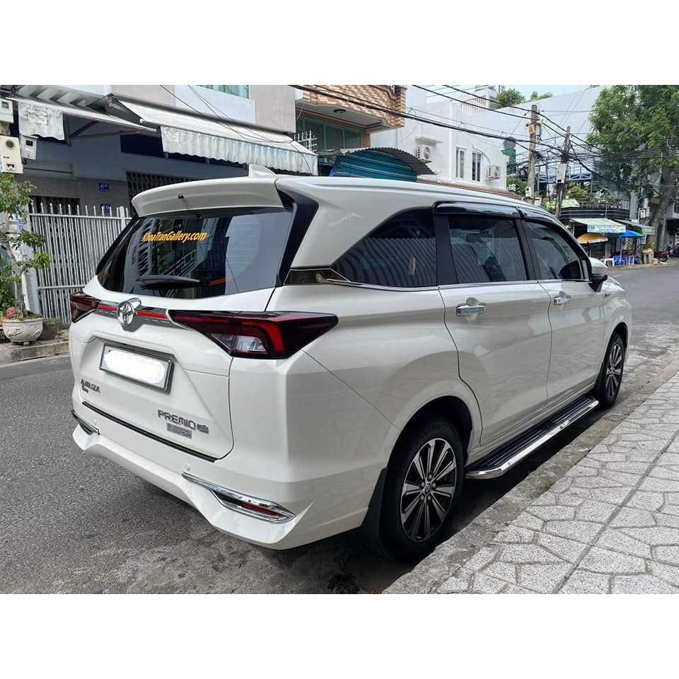 Bộ Ốp Viền Đèn Gầm Trước Sau Xe Toyota AVANZA 2022, 2023  2024. Mẫu Nhựa ABS Mạ Crom Sáng Bóng