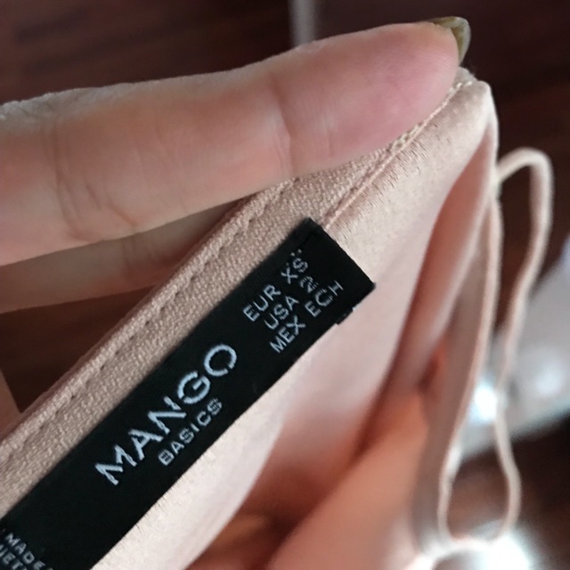 Váy dây mango
