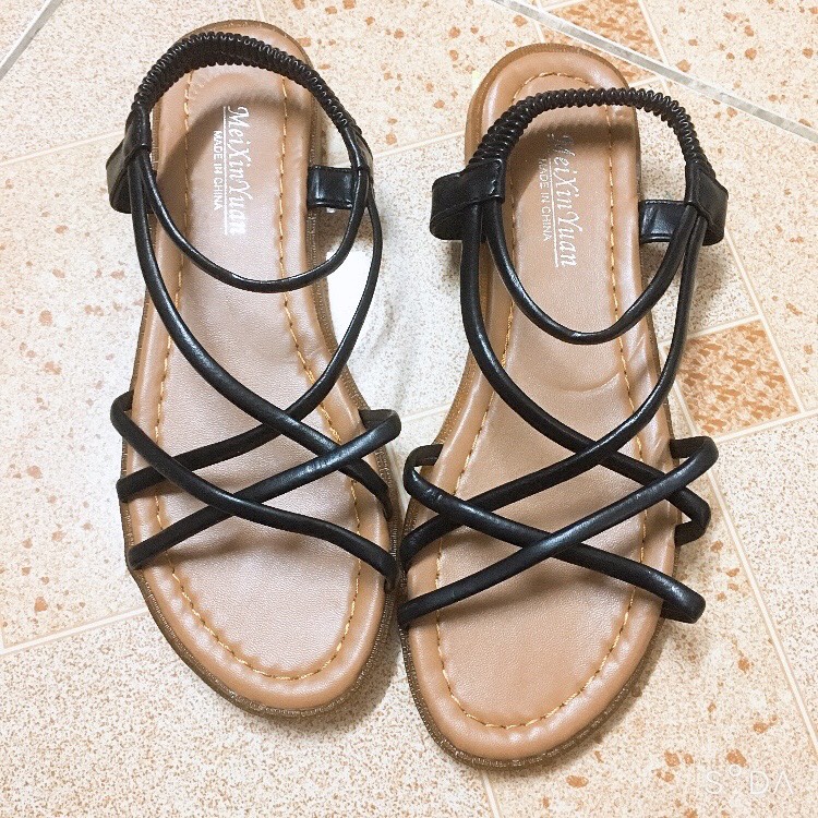 (XẢ XẢ XẢ)Dép kẹp ngón siêu nhẹ đi biển cực xinh