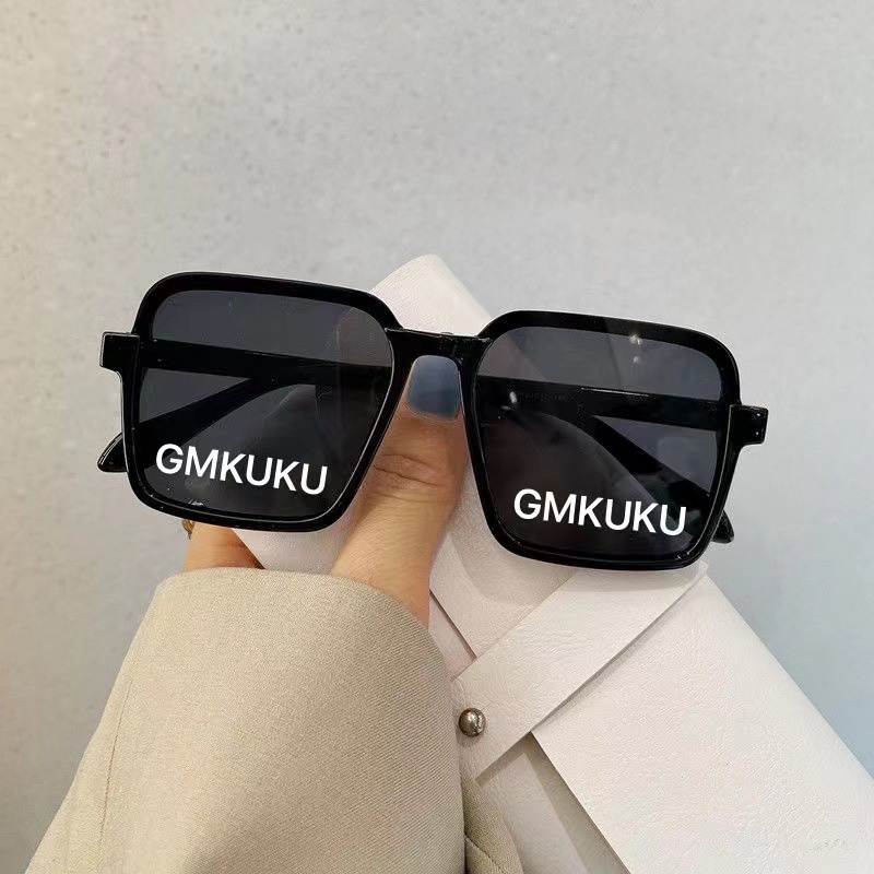 Kính Mát Chống Tia Cực Tím In logo Và Chữ Phong Cách Mới