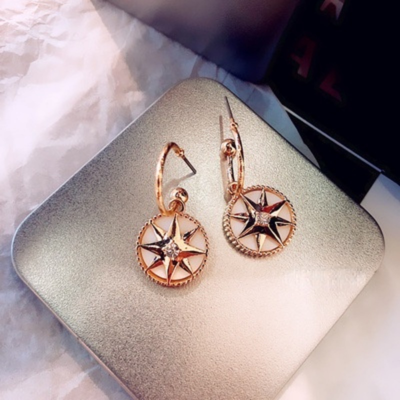 Khuyên Tai Kim Loại Hình Phi Hành Gia Đính Đá Lấp Lánh Phong Cách Nhật Hàn