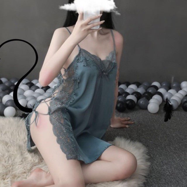 Váy ngủ lụa đan dây 2 bên hông VN650