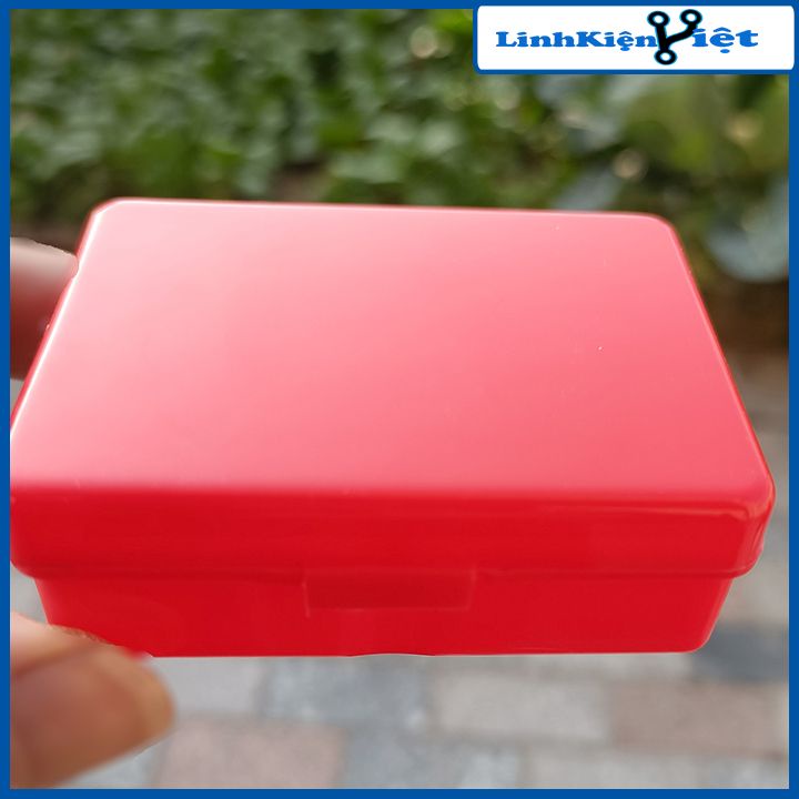 Hộp nhựa đỏ kích thước 6.8x5x2.5cm đựng đồ lưu trữ tiện dụng