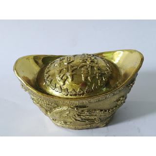 Cục vàng thỏi bằng đồng trung