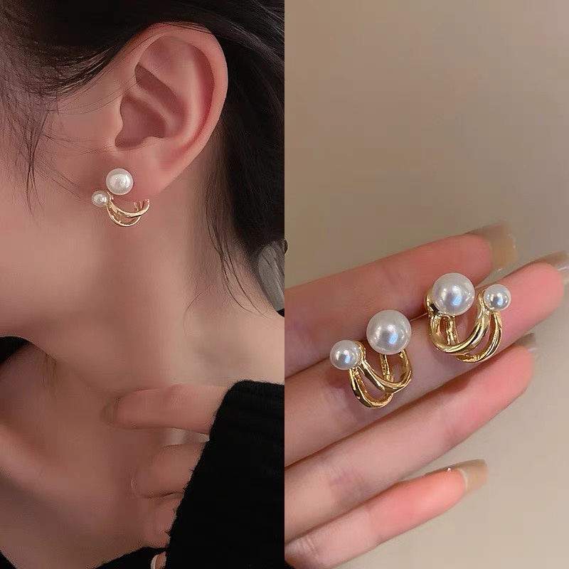 Đôi Khuyên Tai Đính Ngọc Trai Thời Trang Cho Nữ