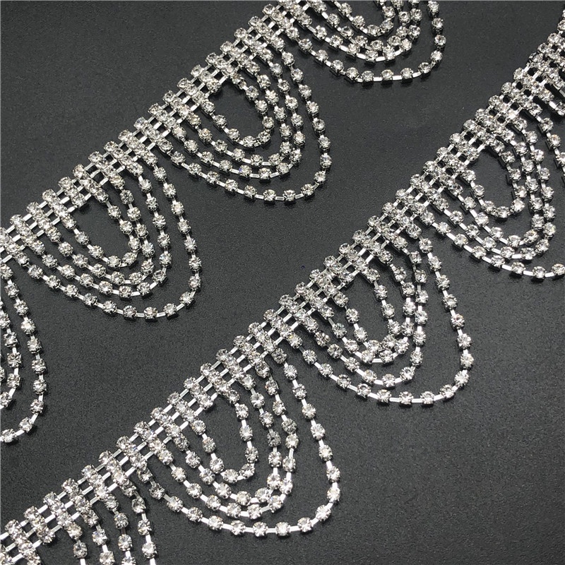 2146155 Dây Xích Tua Rua Đính Kim Cương Giả Trang Trí Đầm Cưới