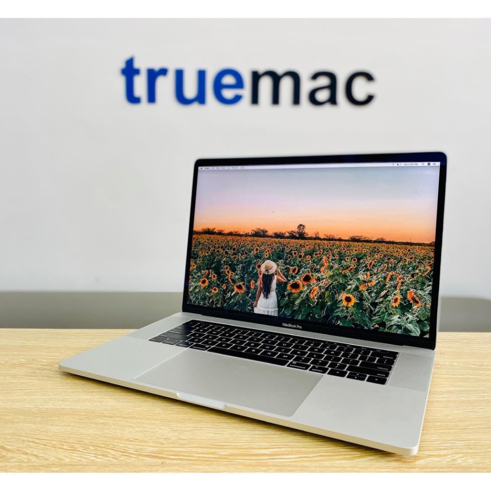Macbook Pro 15" 2017 MPTU2 mới 99%